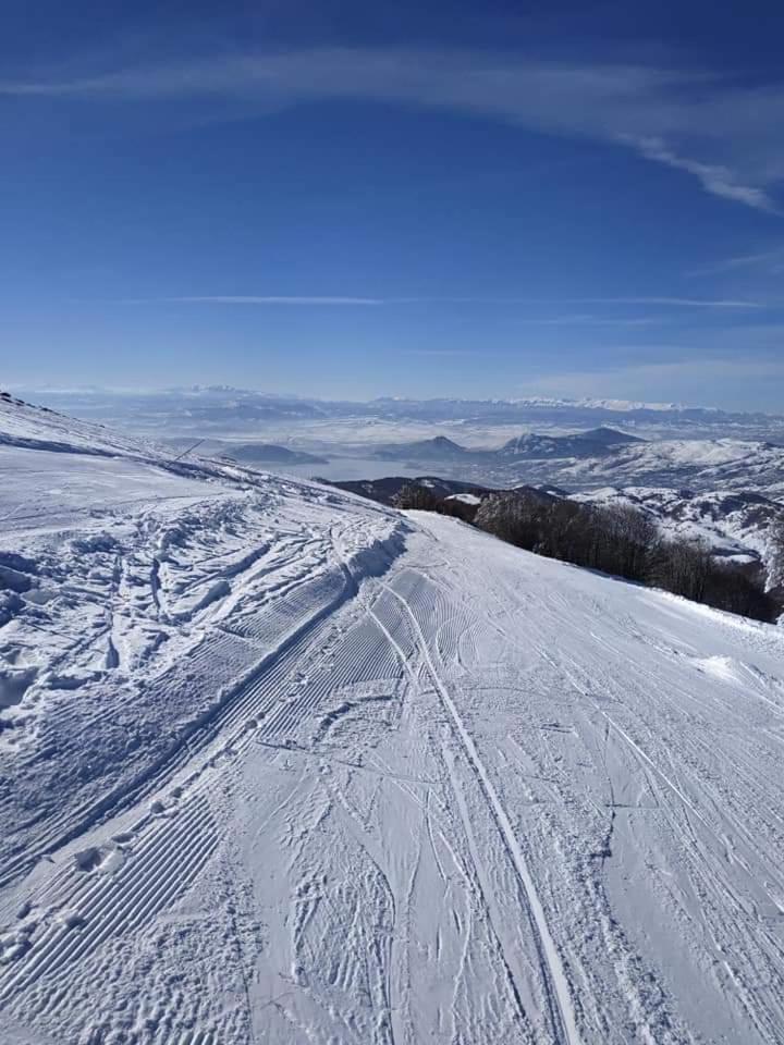Alpina Suites Kastoria Luaran gambar