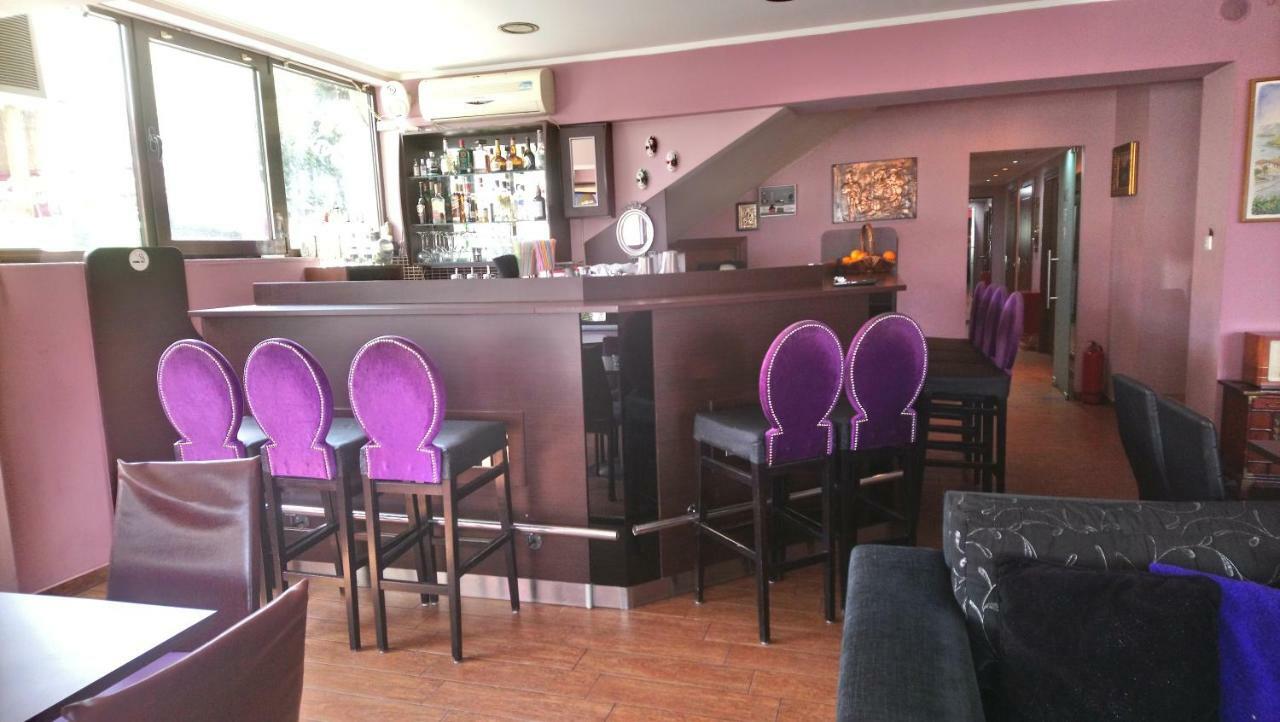 Alpina Suites Kastoria Luaran gambar