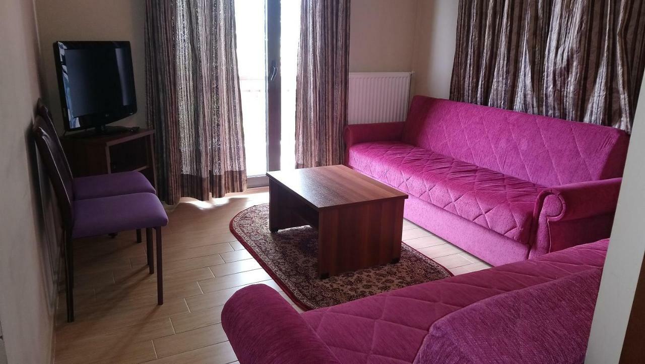 Alpina Suites Kastoria Luaran gambar