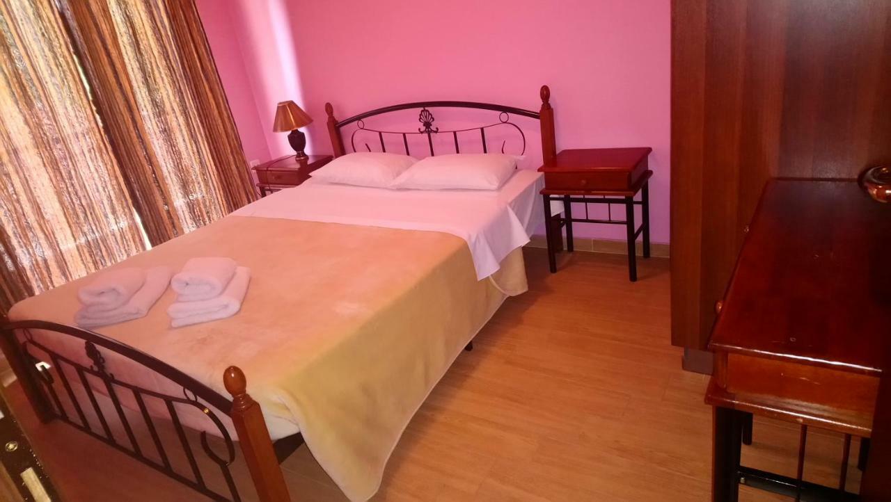 Alpina Suites Kastoria Luaran gambar
