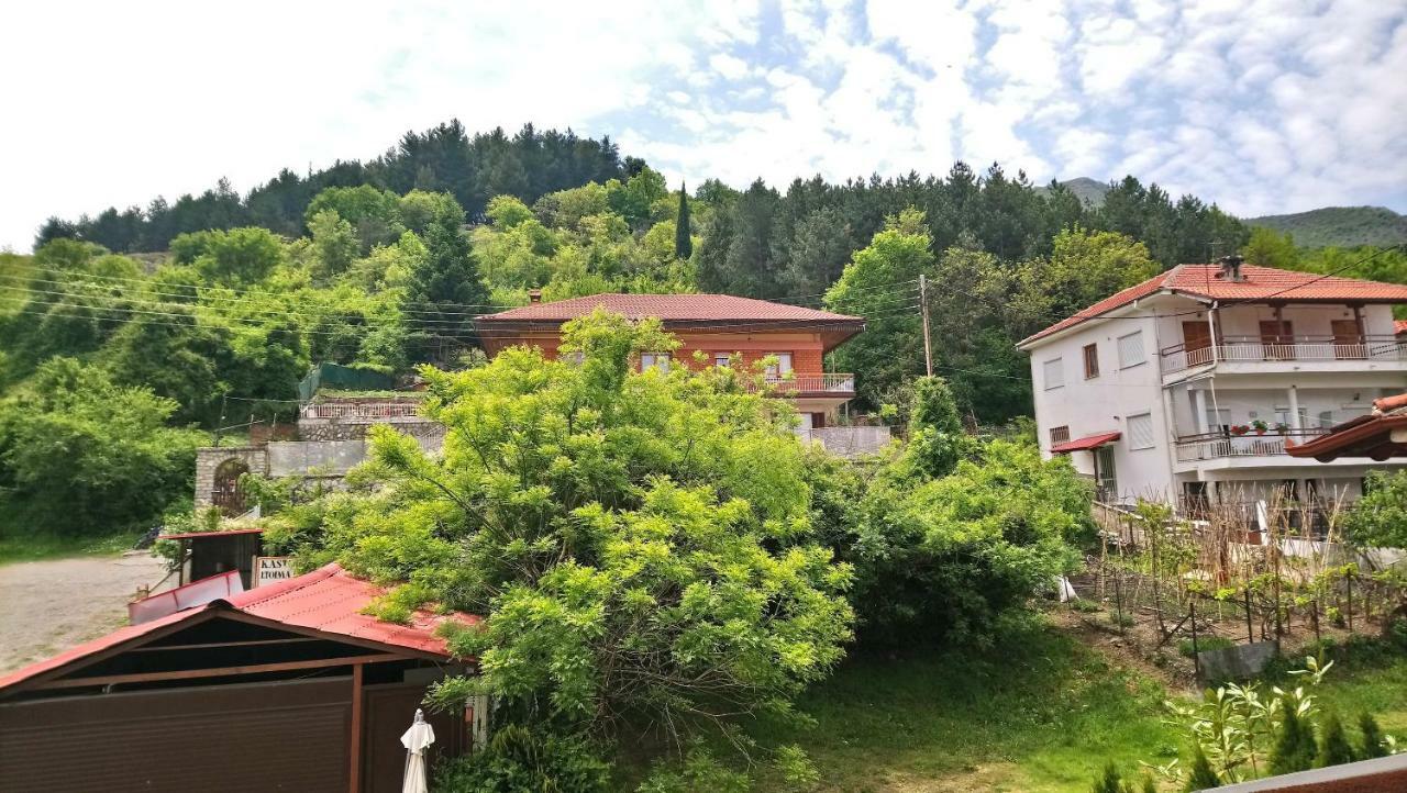 Alpina Suites Kastoria Luaran gambar