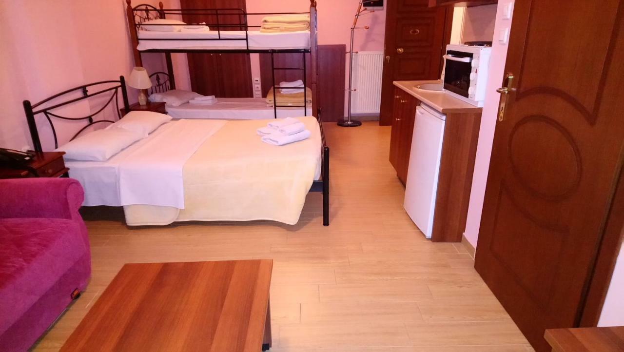 Alpina Suites Kastoria Luaran gambar