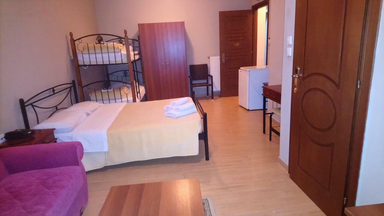 Alpina Suites Kastoria Luaran gambar