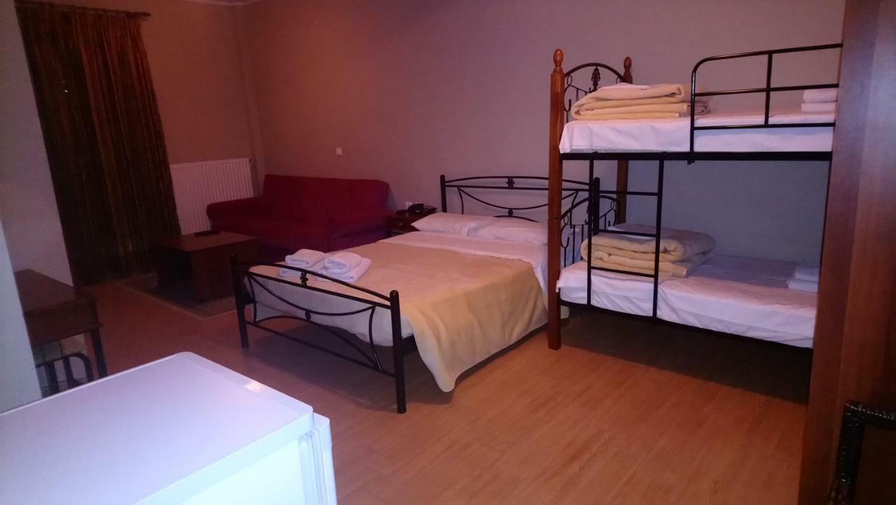 Alpina Suites Kastoria Luaran gambar