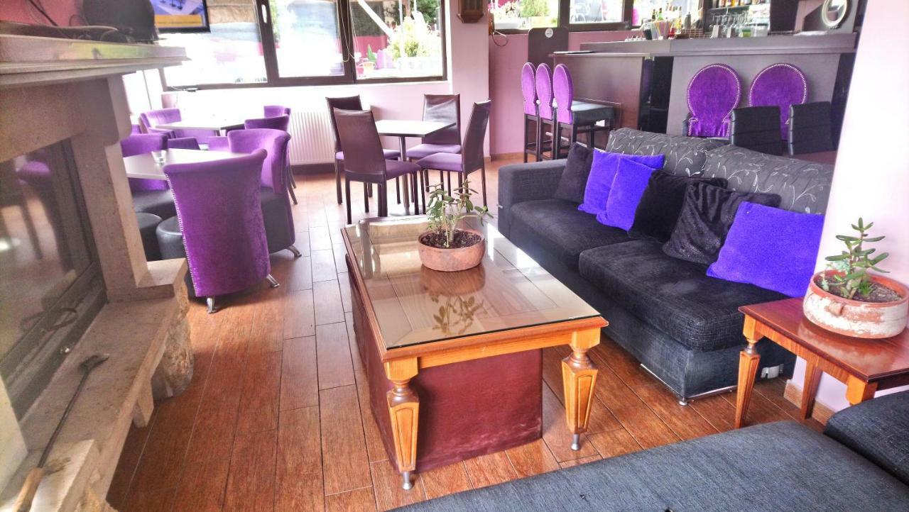 Alpina Suites Kastoria Luaran gambar