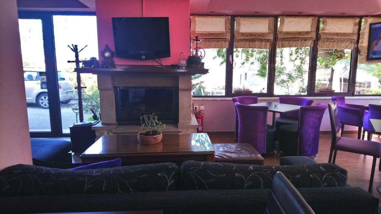 Alpina Suites Kastoria Luaran gambar
